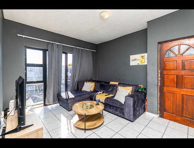 2 BEDROOM APARTMENT FOR SALE IN PARKLANDS